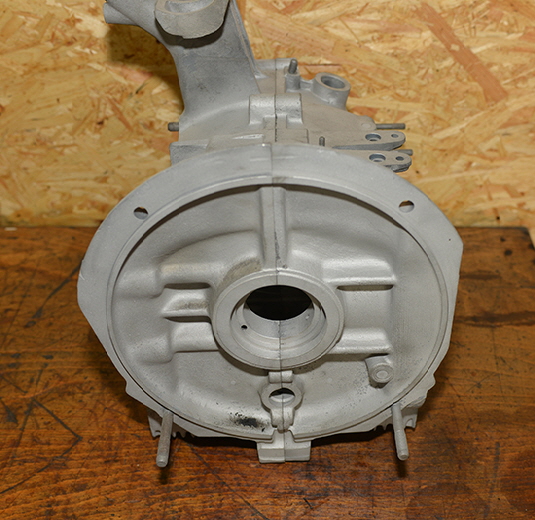 VW Bus T1 30 PS Gehaeuse gestrahlt