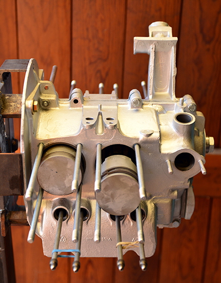 VW Bus T1 30 PS Motor Komplettierung