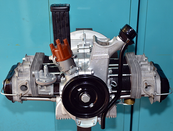 VW Bus T1 30 PS Motor Komplettierung