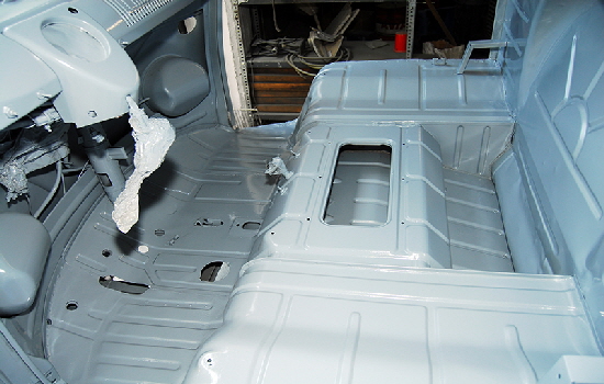 VW Bus T1 Lackierung Fahrerraum