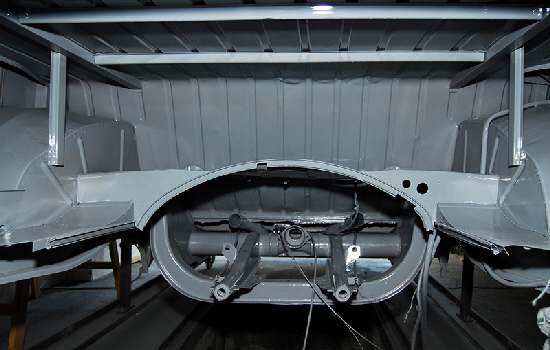 VW Bus T1 Lackierung Motorraum