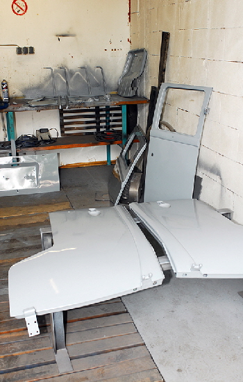 VW Bus T1 Lackierung Tueren